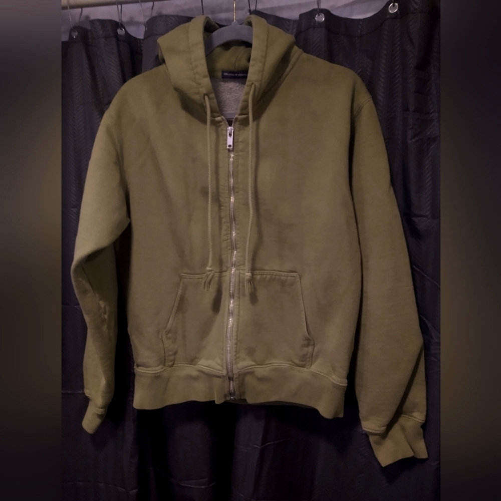 Brandy Melville Zip up hoodie